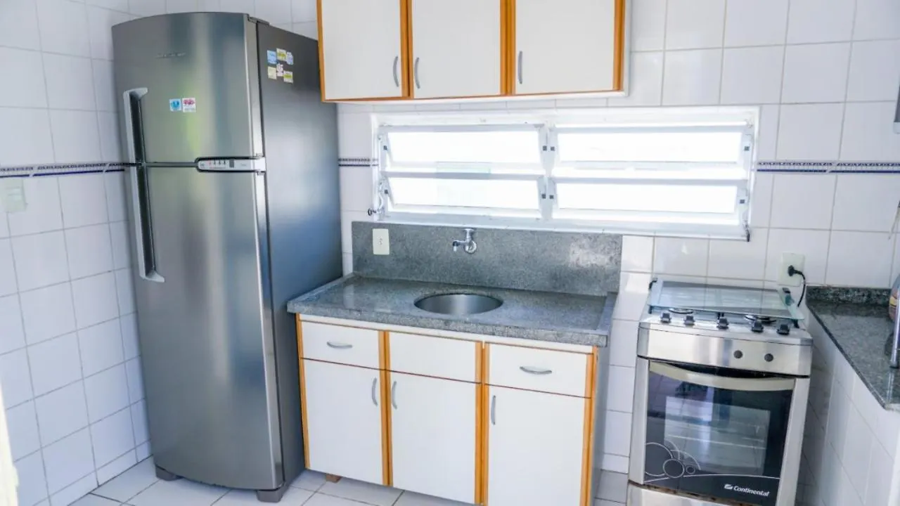 Casa Azul - A 70 Metros Da Areia Da Praia Dos Ingleses - 6 Pessoas Florianópolis Casa de Férias